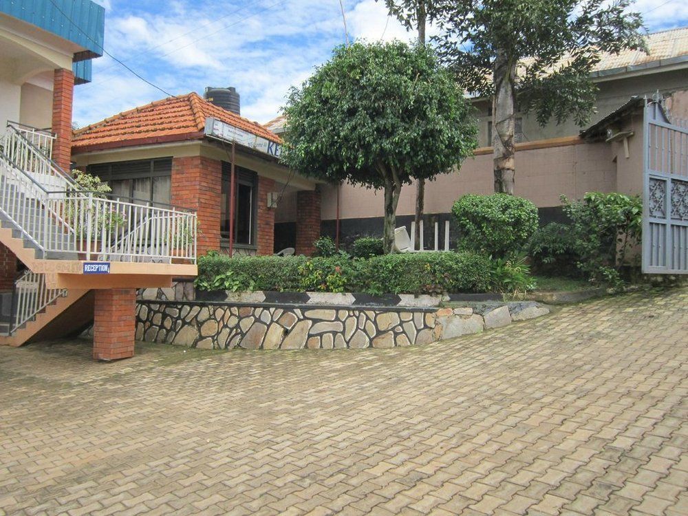 Keba Inn Lyamutundwe Exterior foto
